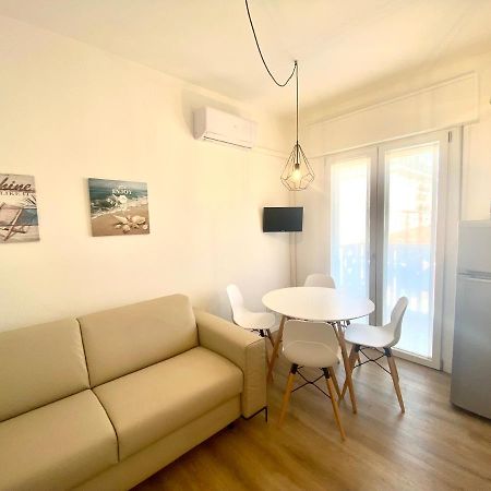 Apartamento Maria Luisa - Piazza Mazzini - 30 Mt Dal Mare - Jesolo Exterior foto